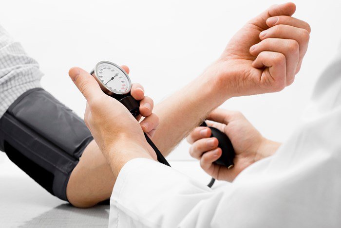 Bệnh nhân có tăng huyết áp cần phải có lối sống lành mạnh như thế nào?
