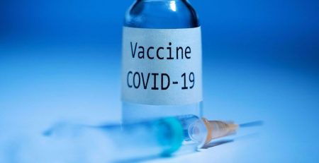 FDA-chap-thuan-khan-vaccine-covid-19-pfizer